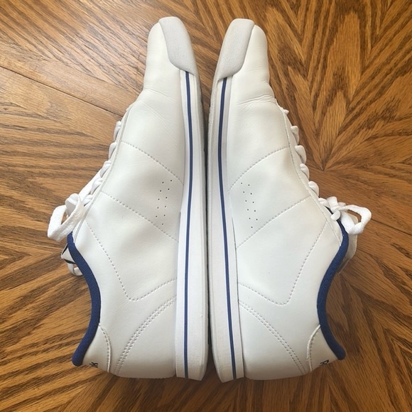 Classic Reebok Princess Sneaker White / Royal
Blue Lace Up Women's 11 / 11.5 GUC - Picture 11 of 14